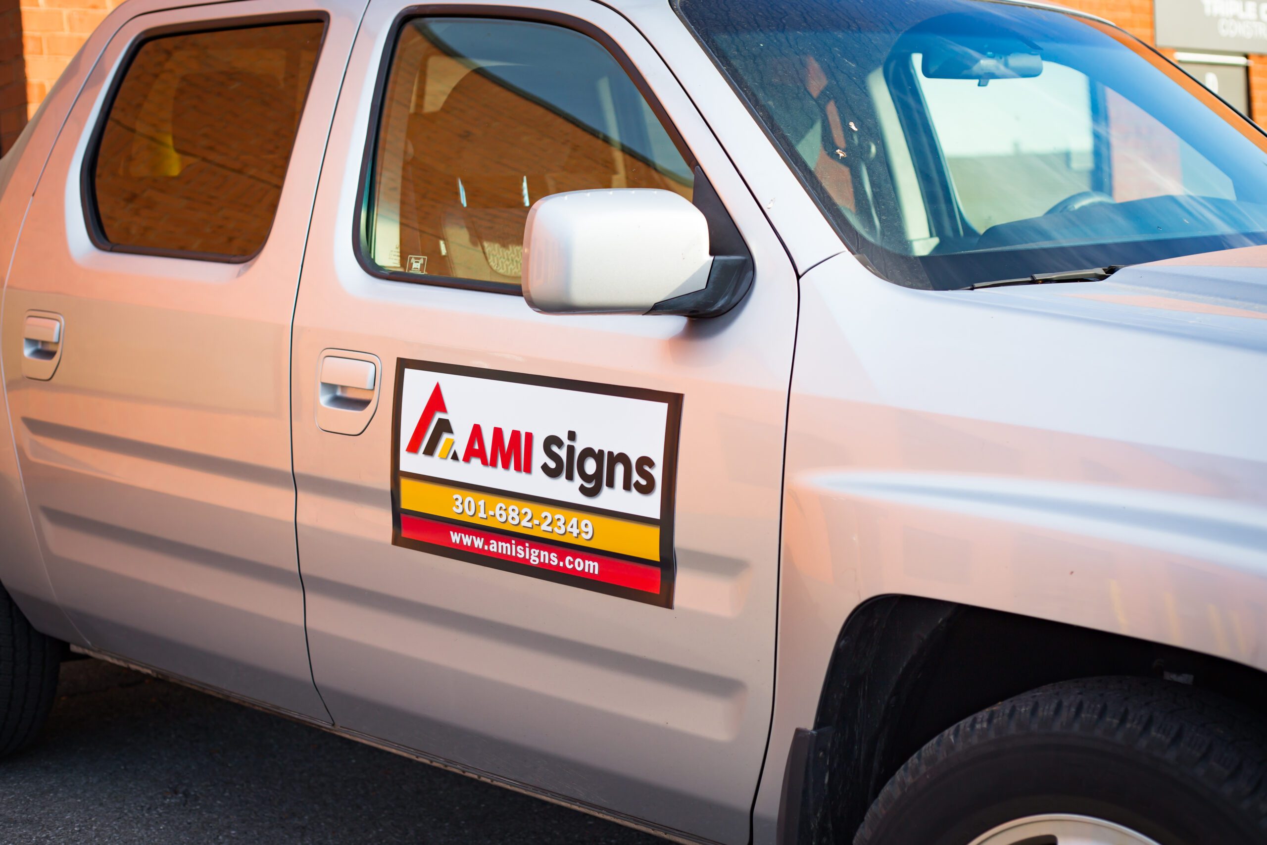 Ami Signs Carmagnet 3 Scaled