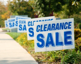 yard signs clearance